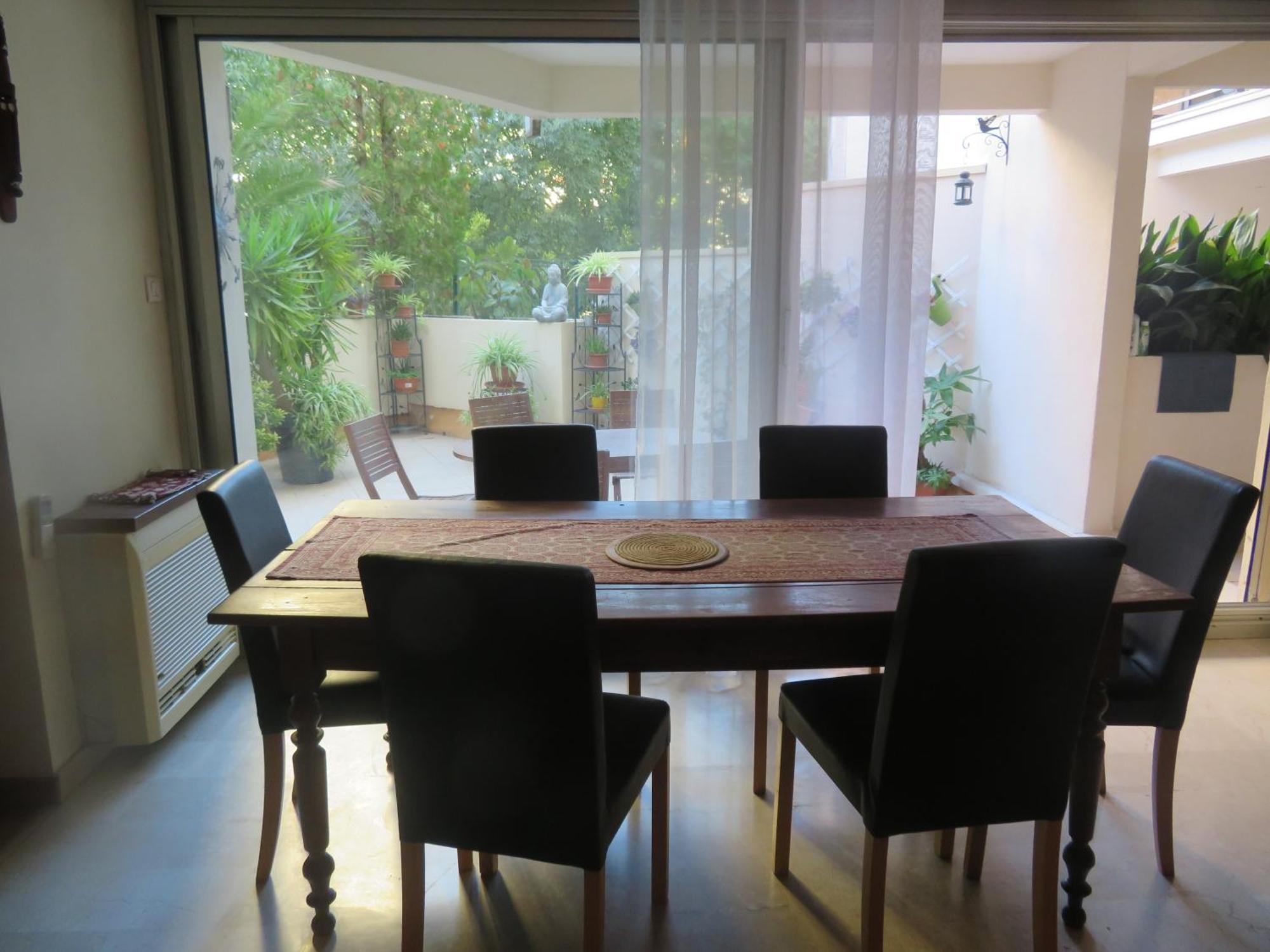 Grand Avec Terrasse Montpellier